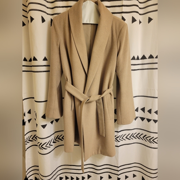 T Tahari Jackets & Blazers - T Tahari Beige Peacoat